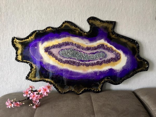 Geode Violet.